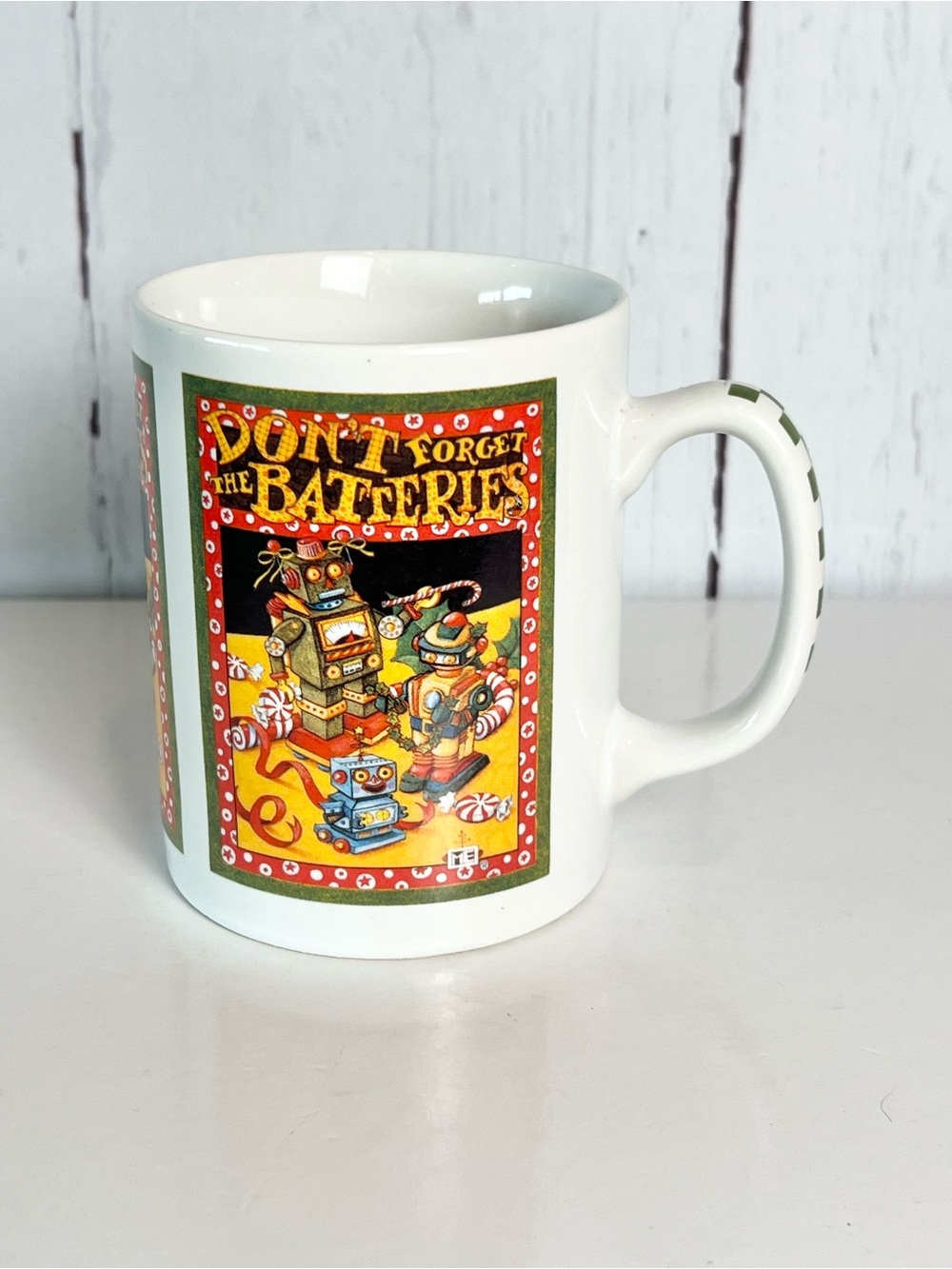 Vintage 1995 Mary Engelbreit Don’t Forget the Batteries Christmas Robot Mug Cup